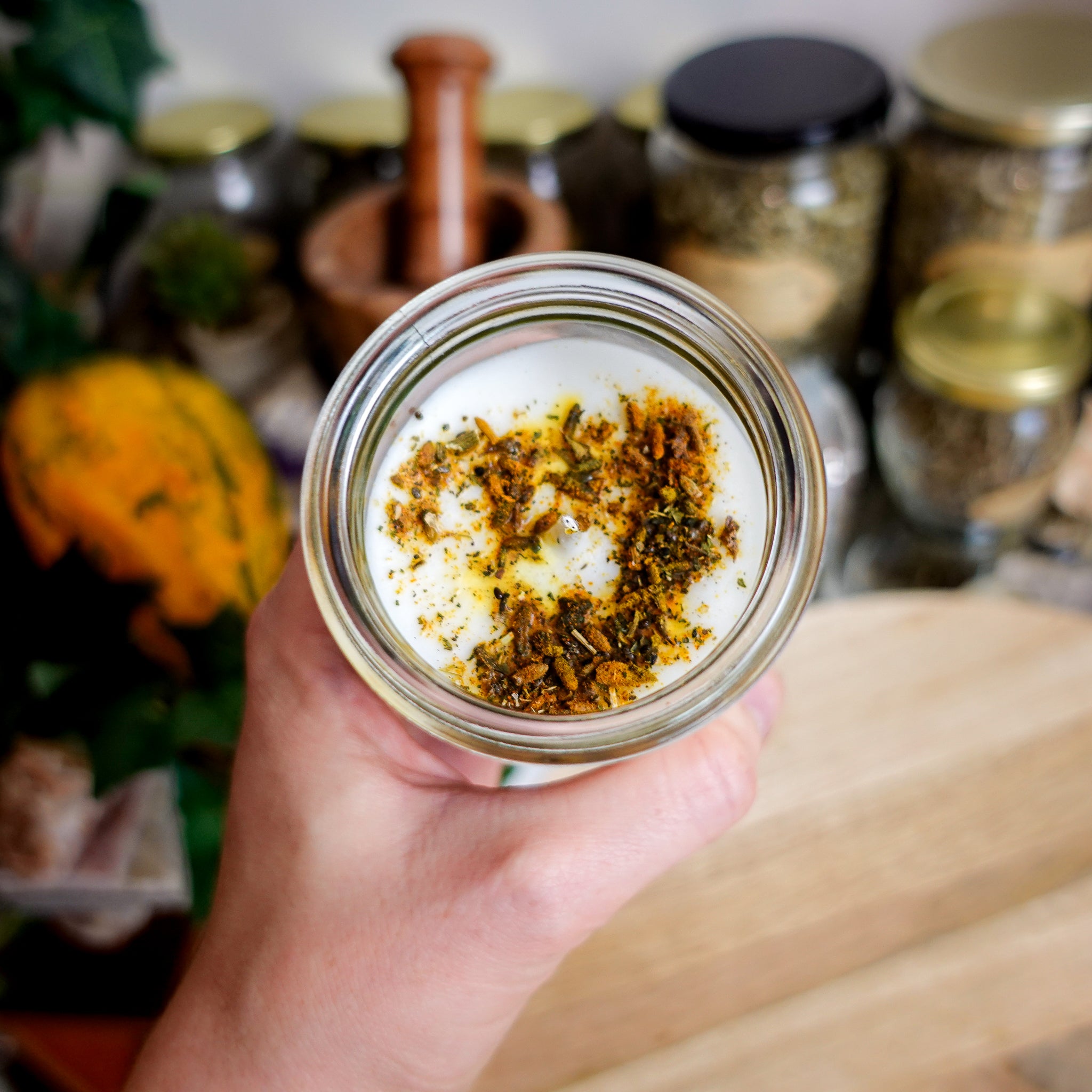 LJUBAV Miris Buđenja Ljubavi Ritualna Svijeća 250g