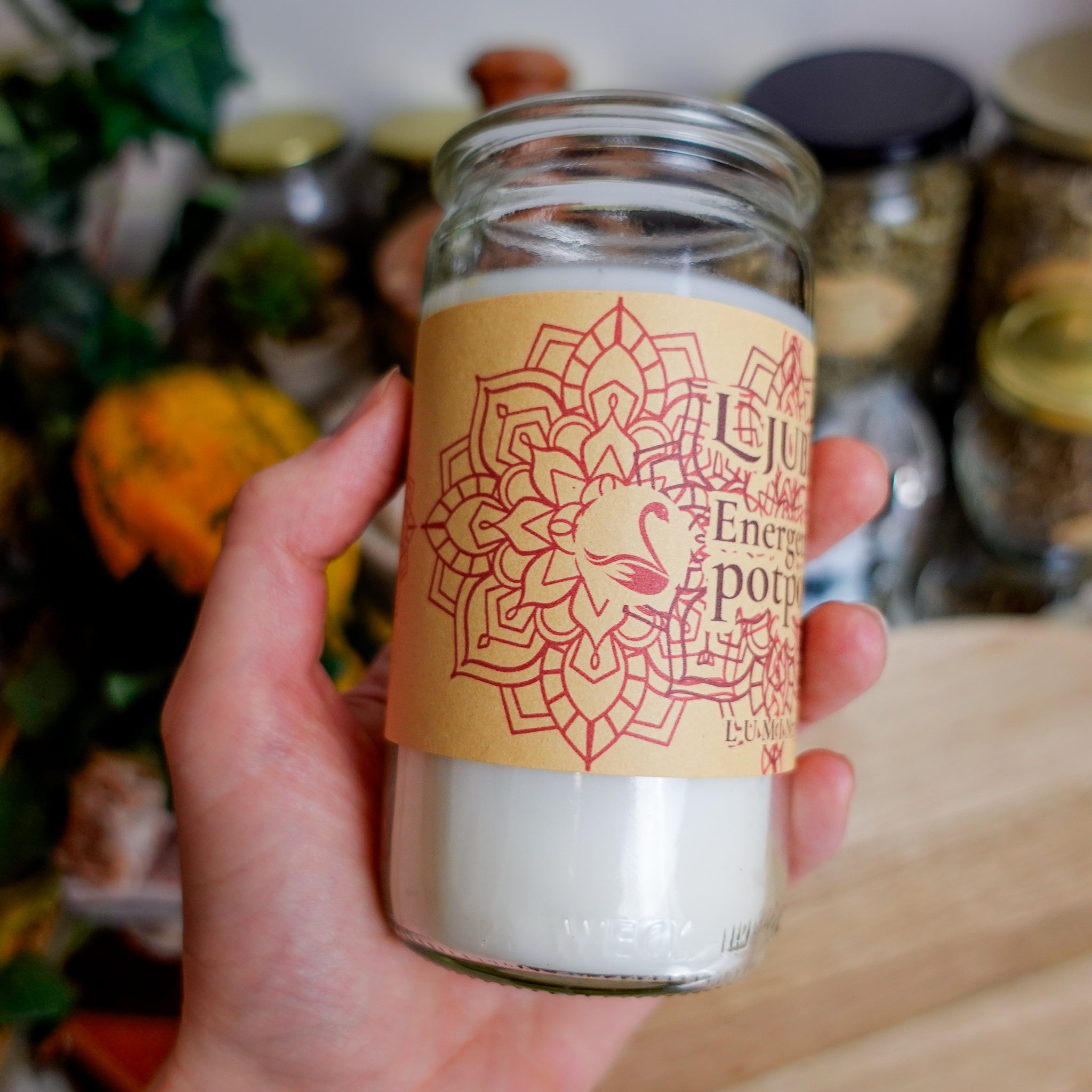 LJUBAV Miris Buđenja Ljubavi Ritualna Svijeća 250g