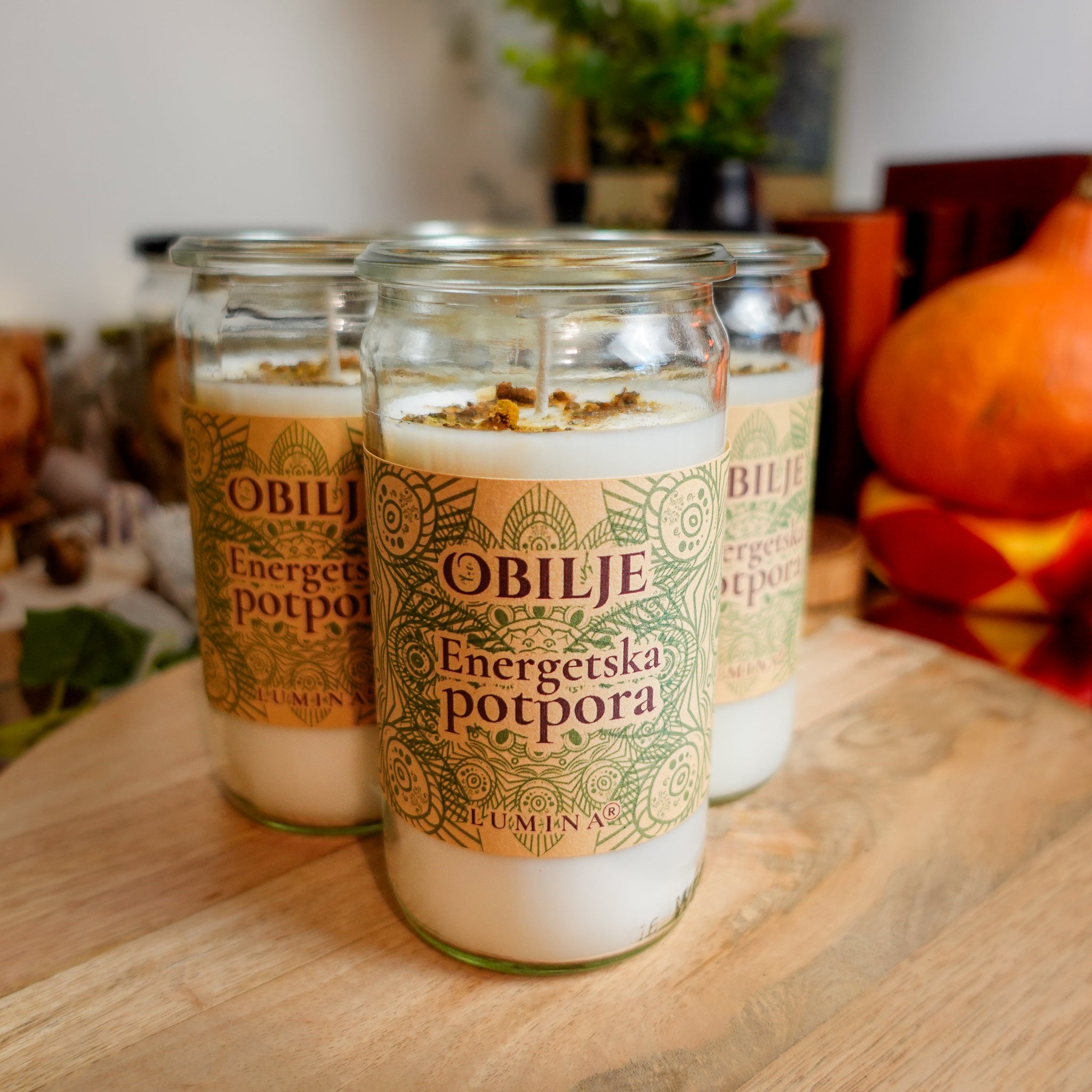OBILJE Miris Koji Donosi Ritualna Svijeća 250g